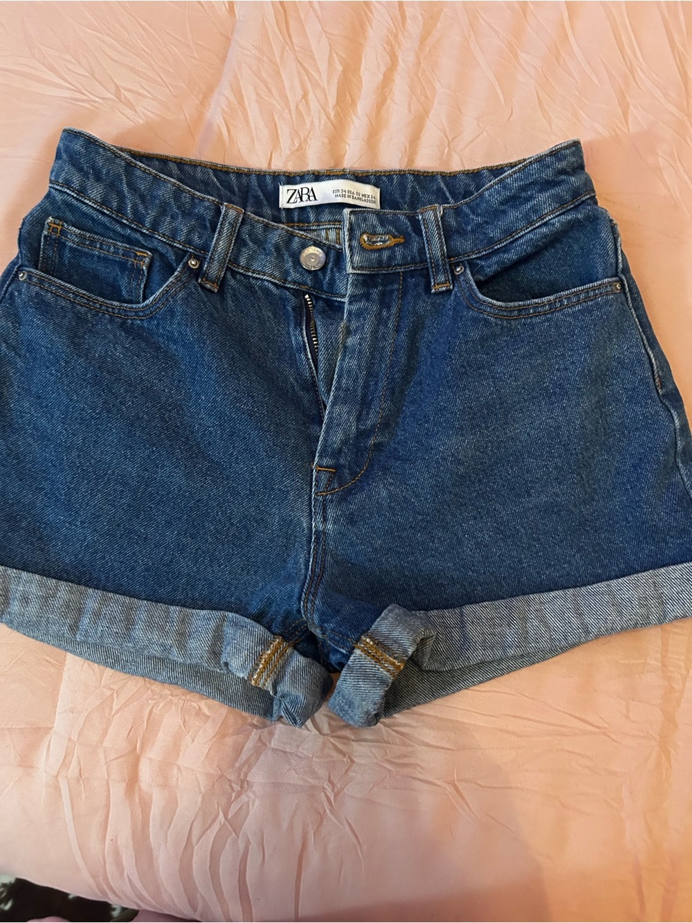 ZARA Dark Blue Denim Rolled Hem Women's Shorts. Size 2